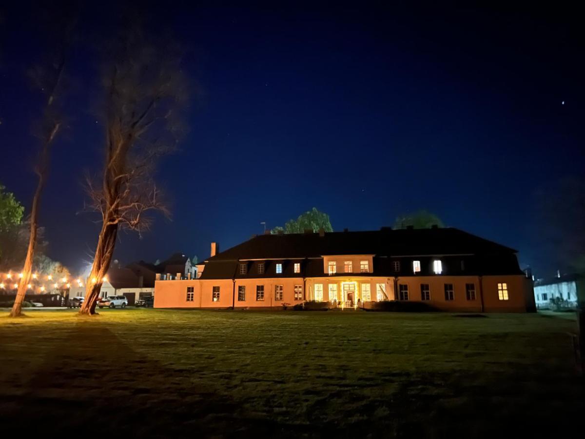 Dworek Bielin Eksteriør billede